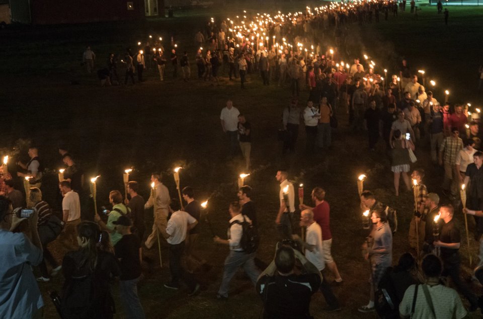 Antorchas imbéciles